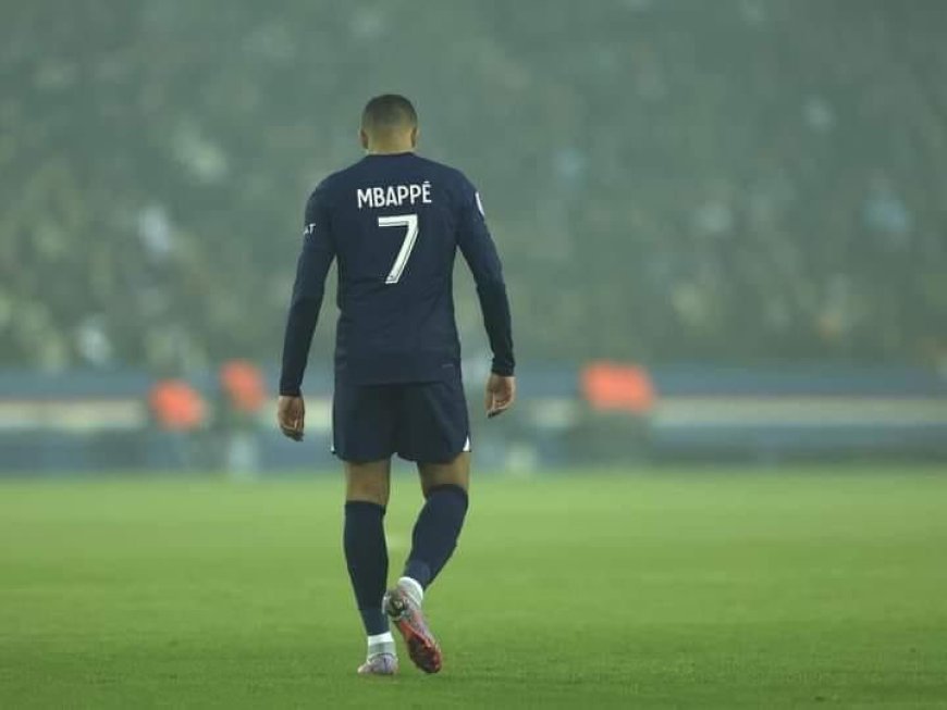 Sport : "Mbappé dit adieu au PSG : Fin d'une ère dorée au Parc des Princes"