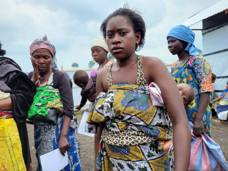 Nord-Kivu : Nadine Baseme, cette jeune femme déplacée de guerre qui ne se ménage pas pour prendre soin de ses enfants