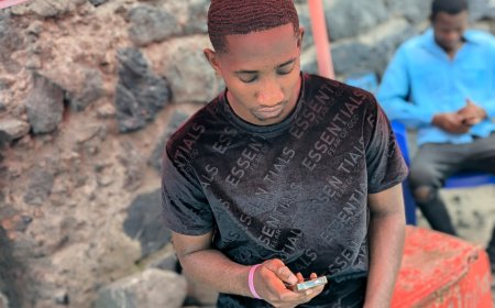 Les vacances actives de Robert : un élève de Goma transforme ses journées de vacances en opportunités