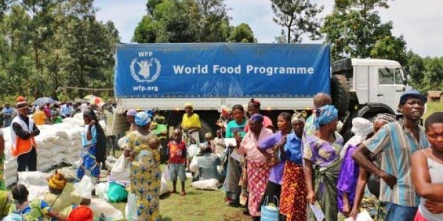 RDC : le premier convoi humanitaire du Programme Alimentaire Mondial débarque à Bweremana