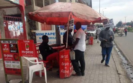 Goma post-M23: les changeurs de monnaie et les opérateurs de mobile money règnent; la population plongée dans une crise économique accrue