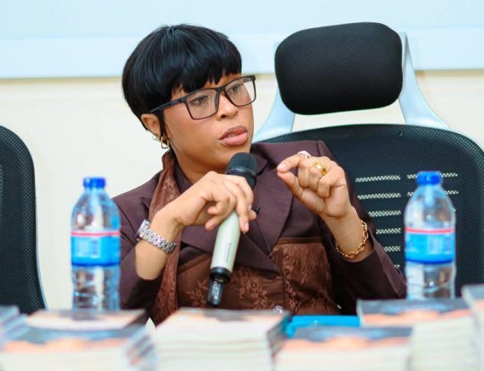 Littérature : Salama Bybyley raconte la force des femmes et le pouvoir de l'espoir